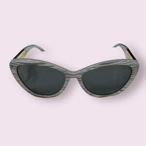Prive Revaux Polarized Sunglasses‎ Cat Eye The Hepburn